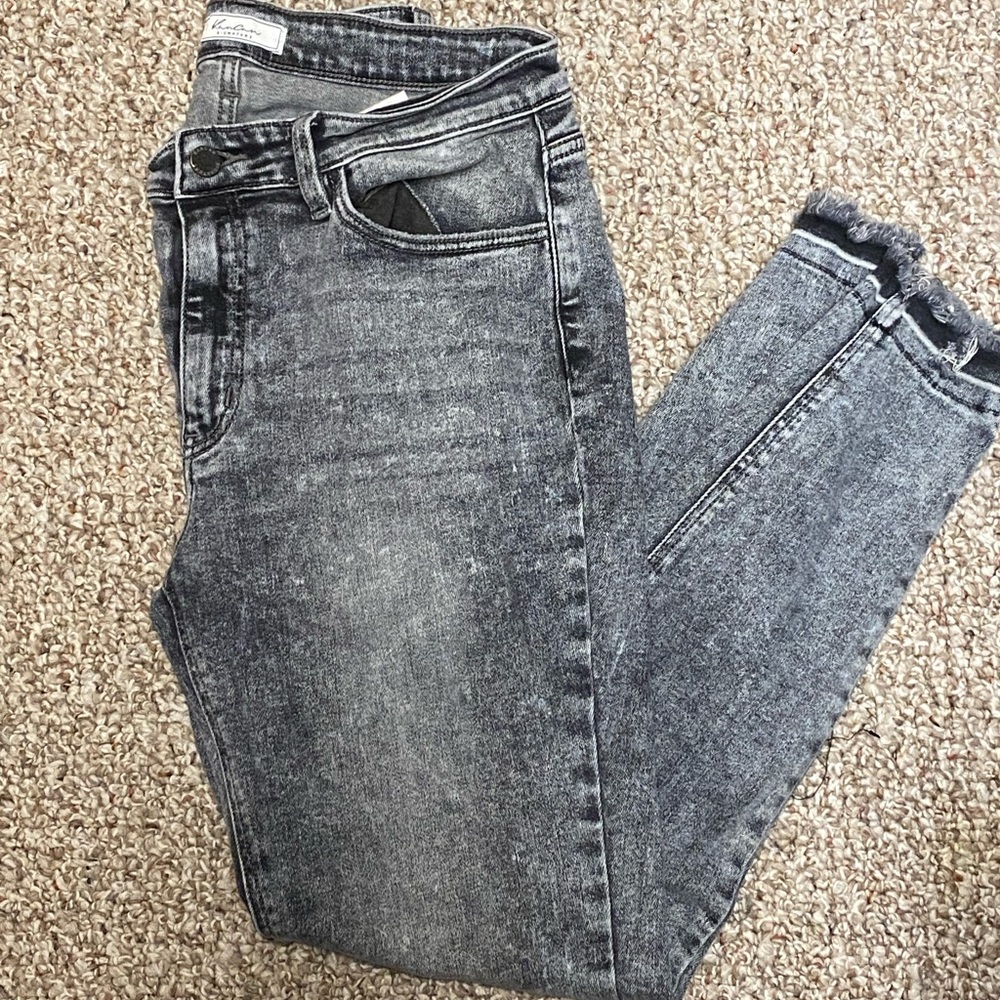Kancans! Great, used condition. Don’t wear anymore.